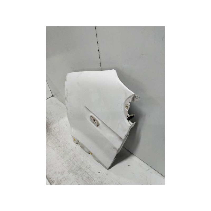 Recambio de aleta delantera izquierda para renault master ii phase 2 caja cerrada 2.5 diesel referencia OEM IAM   