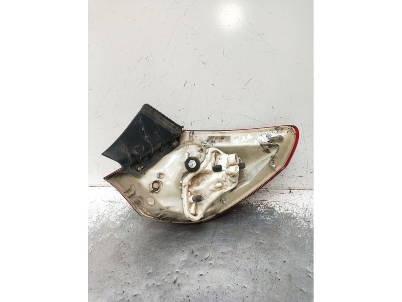 Recambio de piloto trasero izquierdo para opel astra j (p10) 1.4 turbo (68) referencia OEM IAM   2010