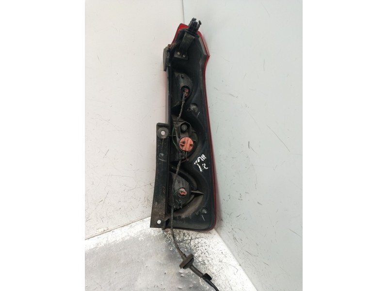 Recambio de piloto trasero izquierdo para nissan note (e11, ne11) 1.5 dci referencia OEM IAM   2006