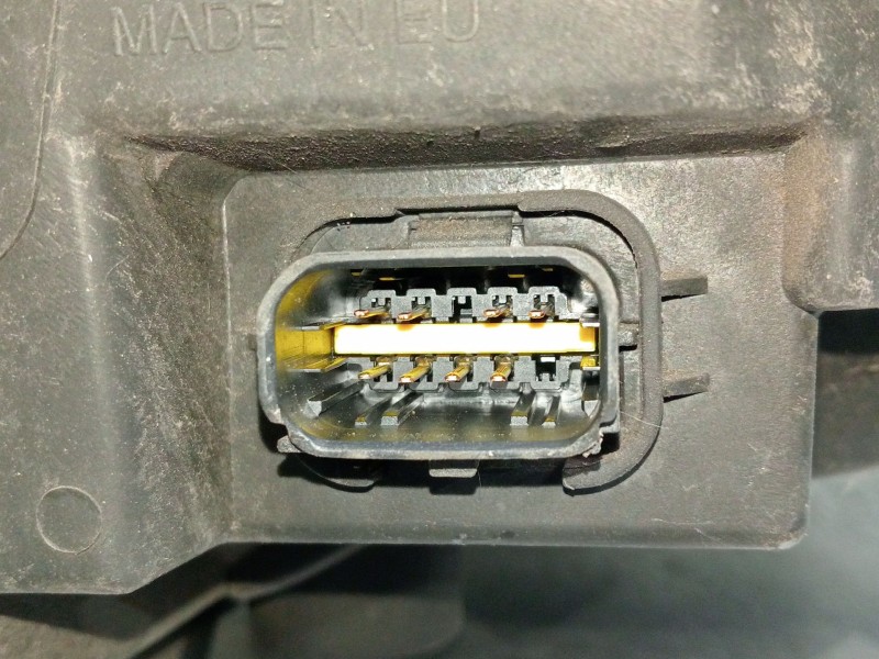 Recambio de faro izquierdo para peugeot partner furgoneta/monovolumen 1.6 hdi / bluehdi 75 referencia OEM IAM  PARA PULIR 2008