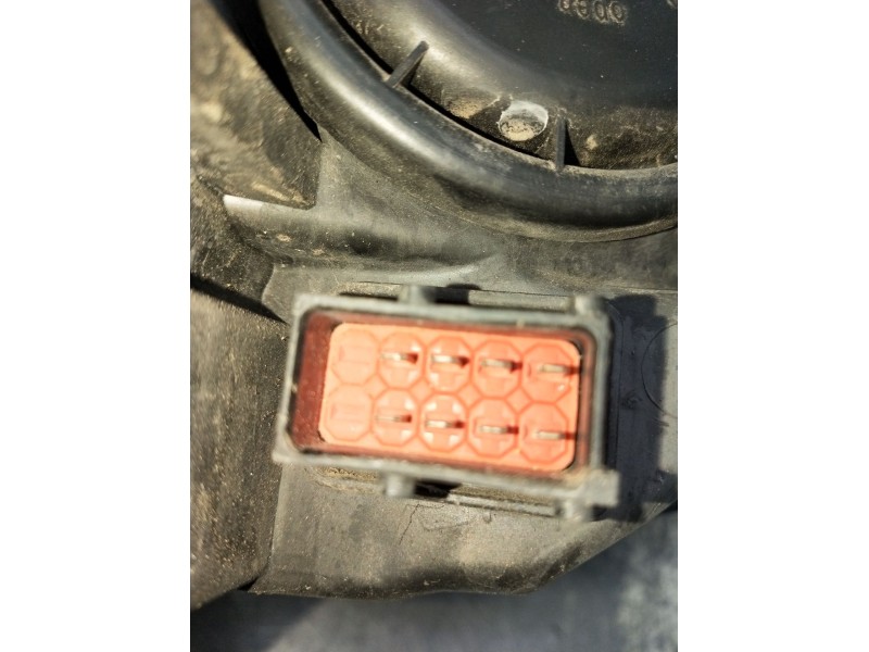 Recambio de faro izquierdo para opel astra j (p10) 1.4 turbo (68) referencia OEM IAM 13253646LH 1EG01001101 2010