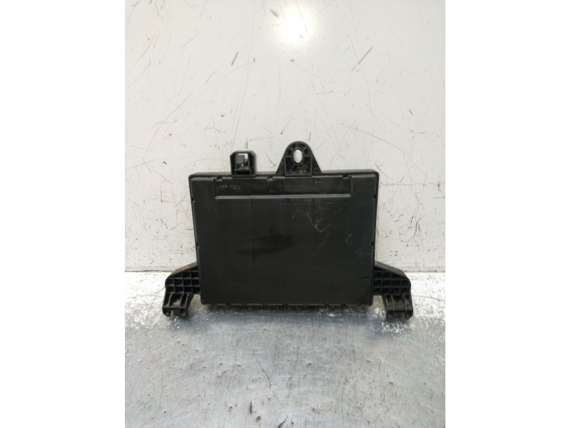 Recambio de caja reles / fusibles para opel astra j (p10) 1.4 turbo (68) referencia OEM IAM 365927271 1110022AB 13302301 2010