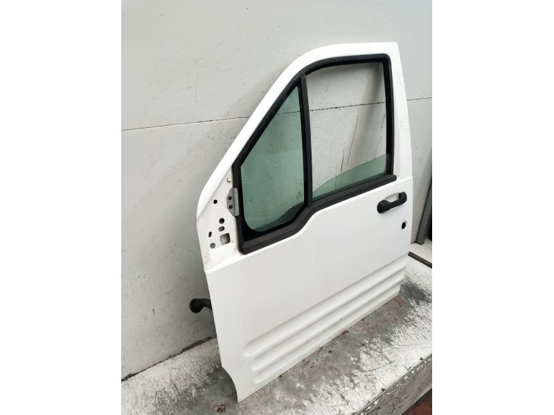 Recambio de puerta delantera izquierda para ford tourneo connect 1.8 tdci referencia OEM IAM  5P 2008