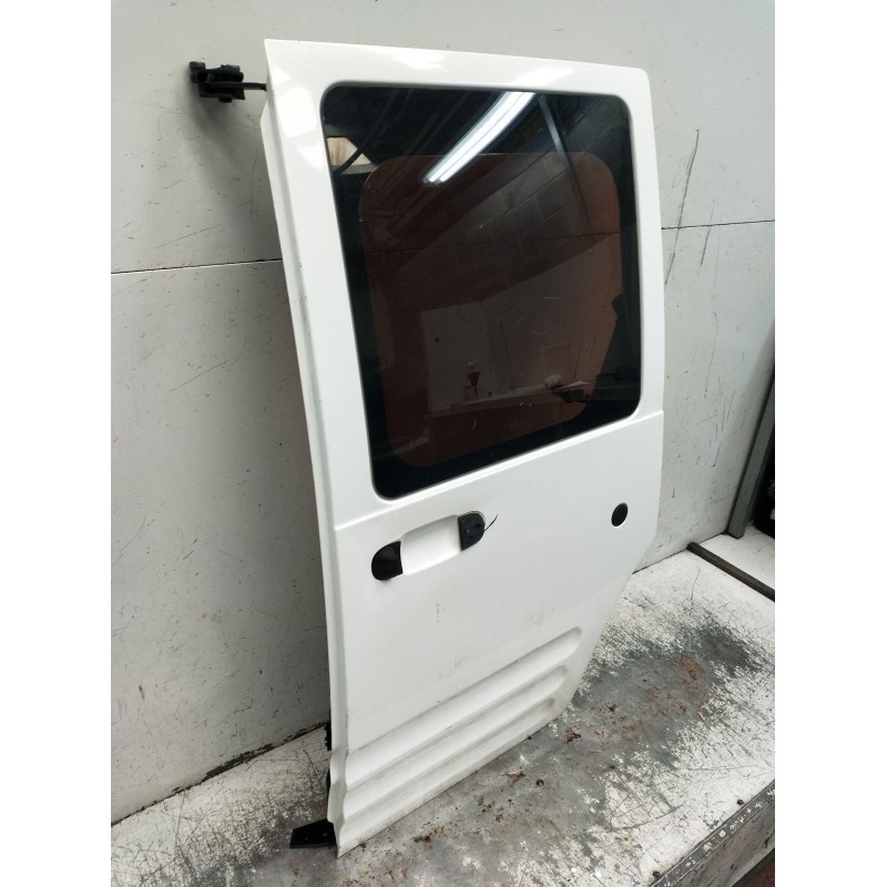Recambio de puerta trasera izquierda para ford tourneo connect 1.8 tdci referencia OEM IAM  5P 2008