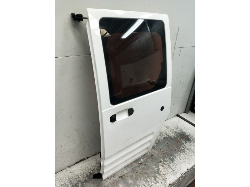 Recambio de puerta trasera izquierda para ford tourneo connect 1.8 tdci referencia OEM IAM  5P 2008