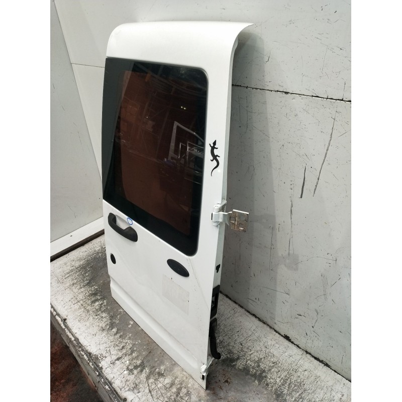 Recambio de puerta trasera derecha para ford tourneo connect 1.8 tdci referencia OEM IAM  5P 2008
