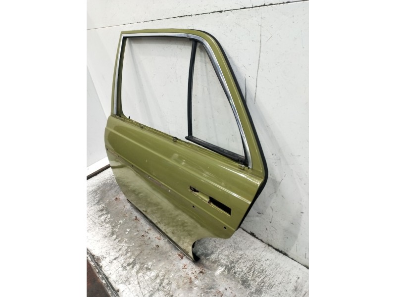 Recambio de puerta trasera izquierda para mercedes-benz clase e (w123) berlina+coupe d 200 referencia OEM IAM VER FOTOS 4P 1976