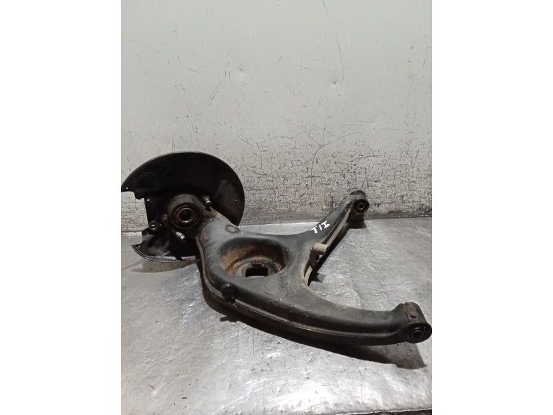 Recambio de mangueta trasera izquierda para mercedes-benz clase e (w123) berlina+coupe d 200 referencia OEM IAM   76