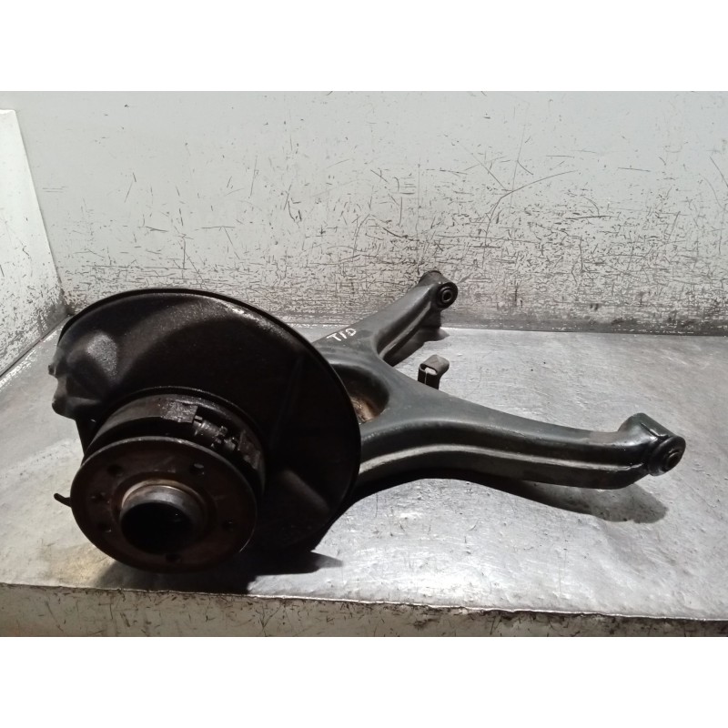 Recambio de mangueta trasera derecha para mercedes-benz clase e (w123) berlina+coupe d 200 referencia OEM IAM   76