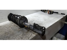 Recambio de amortiguador trasero derecho para toyota avensis berlina (t 22) 1.6 luna (5-ptas.) referencia OEM IAM   