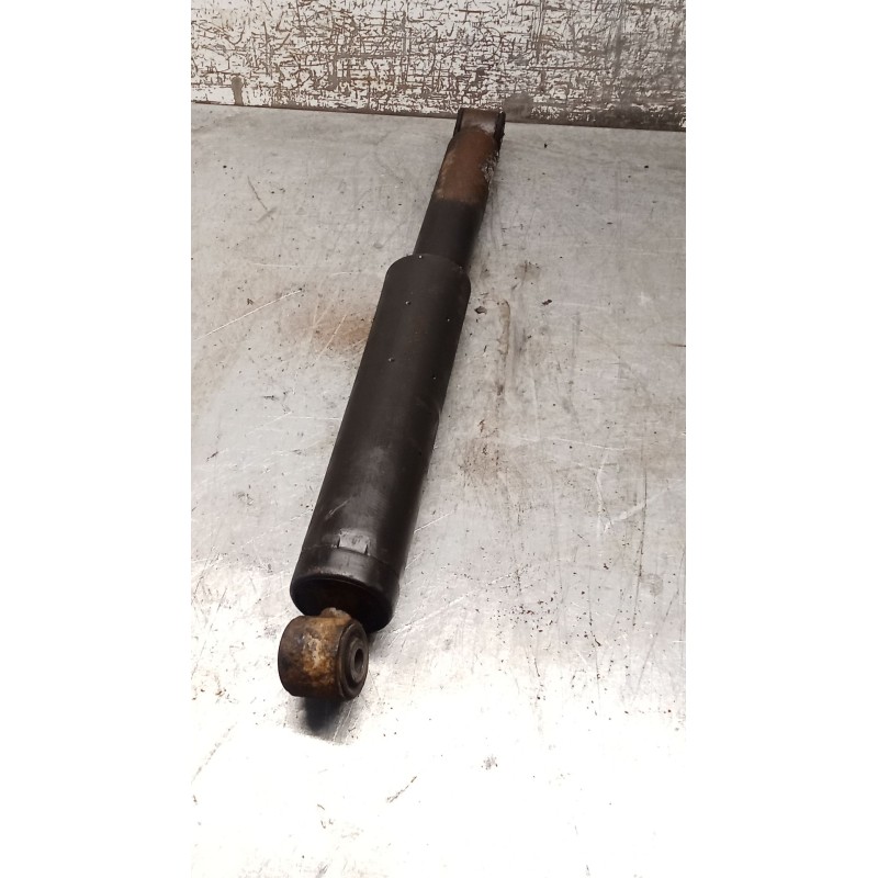 Recambio de amortiguador trasero derecho para ford tourneo connect 1.8 tdci referencia OEM IAM   08