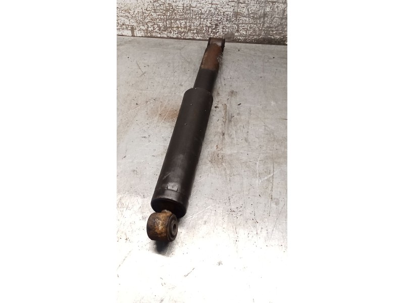 Recambio de amortiguador trasero derecho para ford tourneo connect 1.8 tdci referencia OEM IAM   08