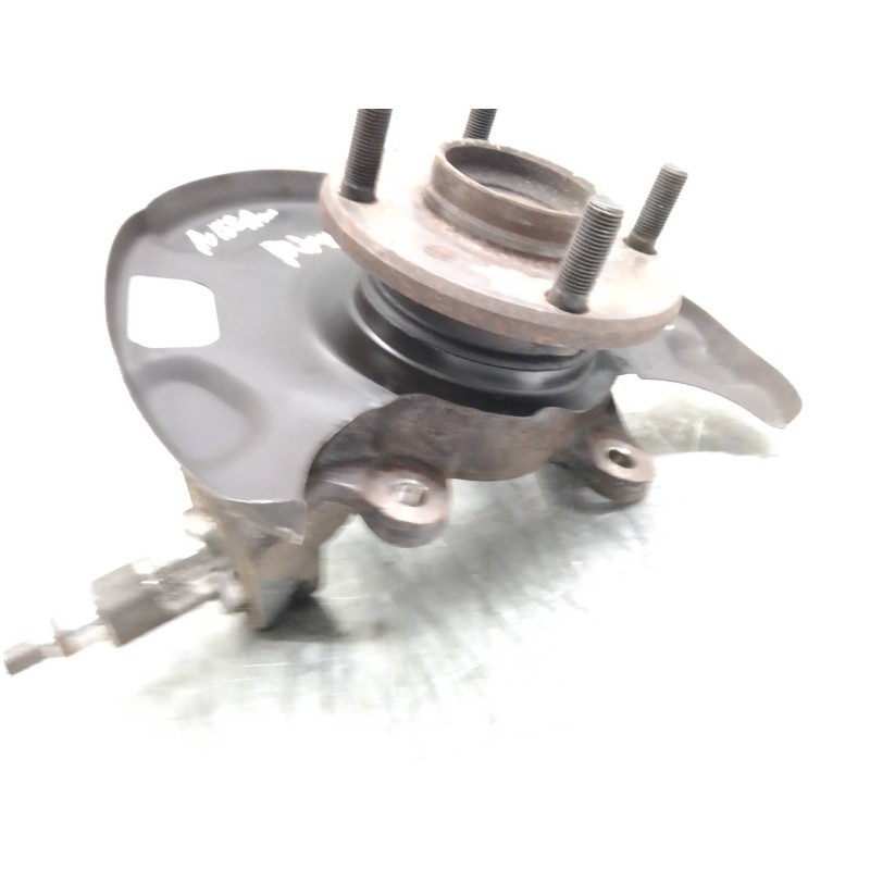 Recambio de mangueta delantera izquierda para nissan primera berl./familiar (p10/w10) 1.6 16v cat referencia OEM IAM    Recambio de mangueta delantera izquierda para nissan primera berl./familiar (p10/w10) 1.6 16v cat referencia OEM IAM