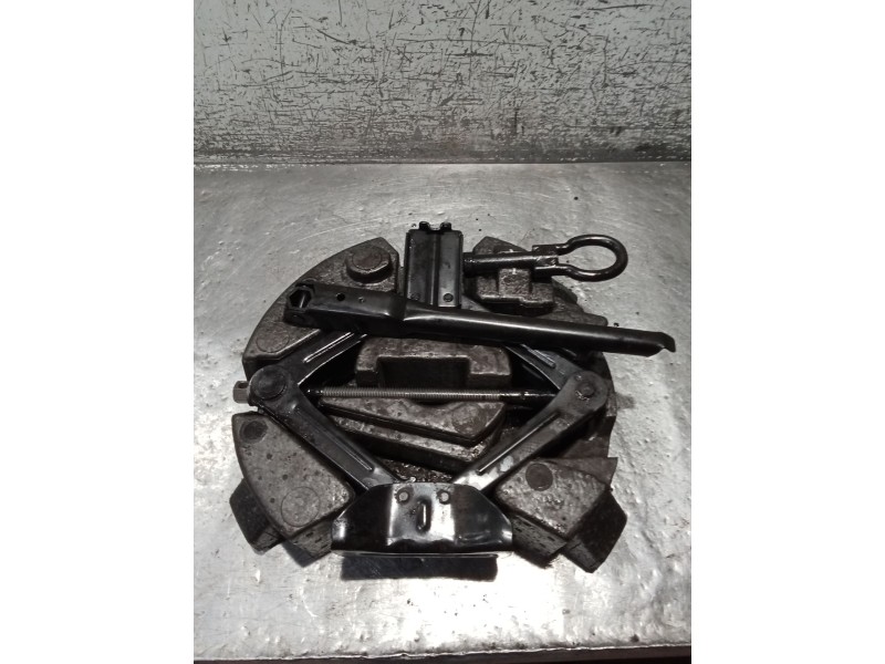 Recambio de gato para ford kuga (cbs) trend referencia OEM IAM   