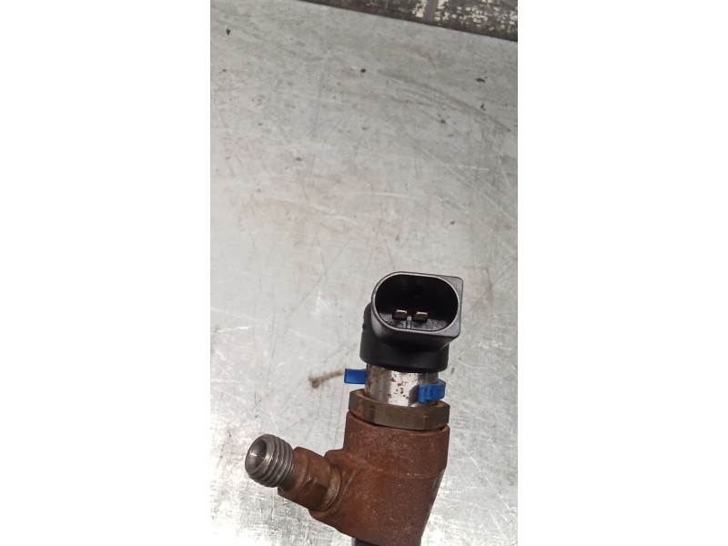 Recambio de inyector para ford tourneo connect 1.8 tdci referencia OEM IAM 7T1Q9F593AB  CONTINENTAL