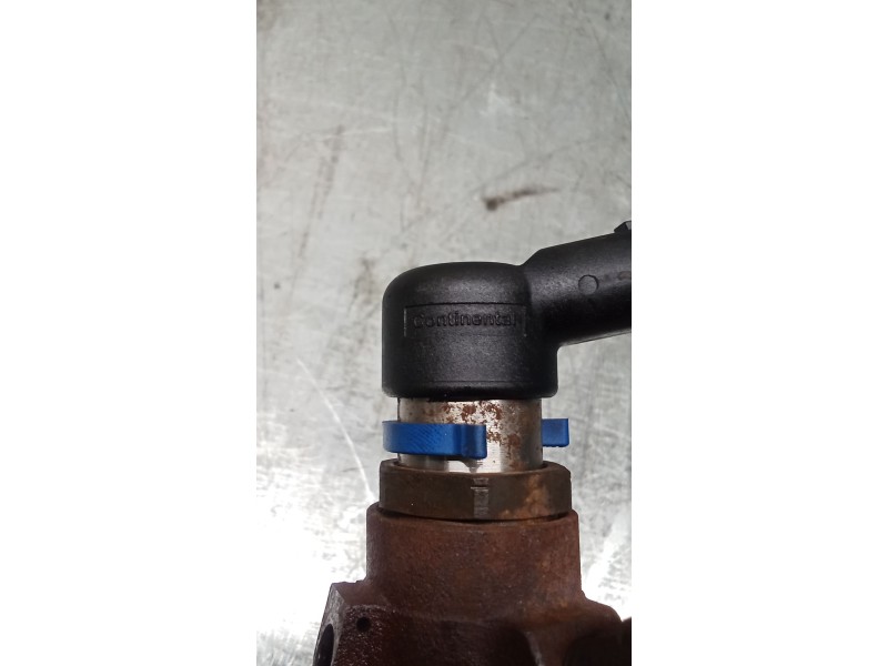 Recambio de inyector para ford tourneo connect 1.8 tdci referencia OEM IAM 7T1Q9F593AB  CONTINENTAL