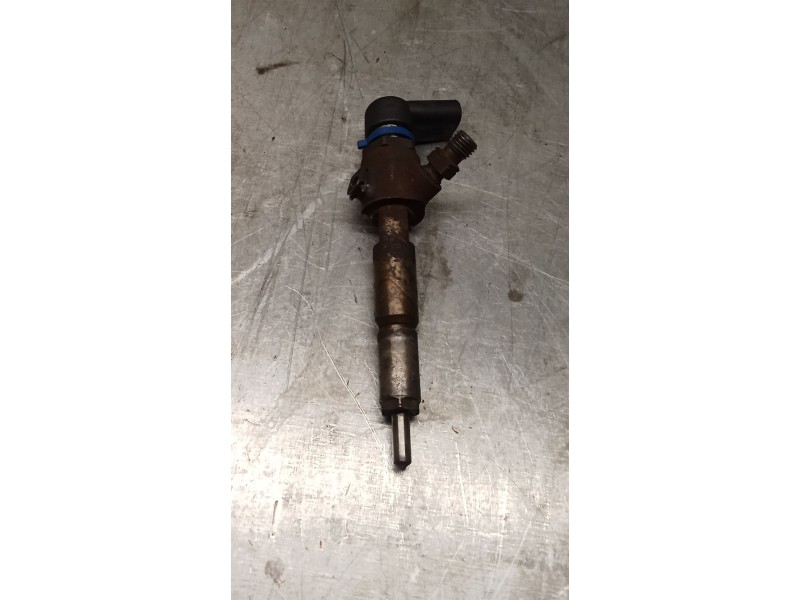 Recambio de inyector para ford tourneo connect 1.8 tdci referencia OEM IAM 7T1Q9F593AB  CONTINENTAL