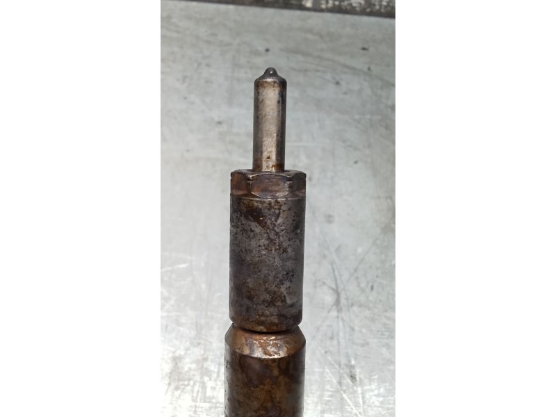 Recambio de inyector para ford tourneo connect 1.8 tdci referencia OEM IAM 7T1Q9F593AB  CONTINENTAL