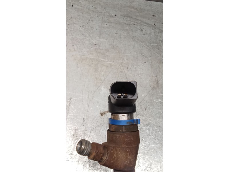 Recambio de inyector para ford tourneo connect 1.8 tdci referencia OEM IAM 7T1Q9F593AB  CONTINENTAL