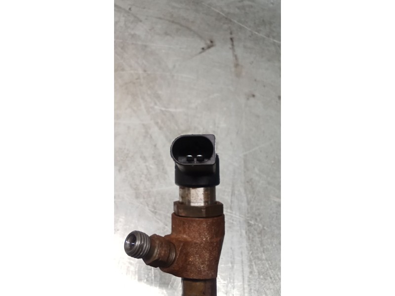Recambio de inyector para ford tourneo connect 1.8 tdci referencia OEM IAM 7T1Q9F593AB  CONTINENTAL
