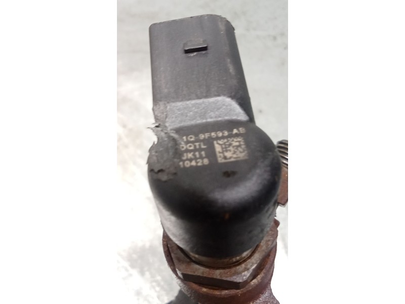 Recambio de inyector para ford tourneo connect 1.8 tdci referencia OEM IAM 7T1Q9F593AB  CONTINENTAL