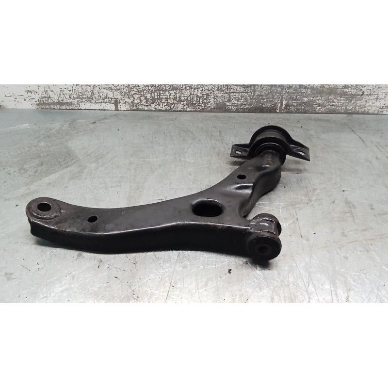 Recambio de brazo suspension inferior delantero derecho para ford tourneo connect 1.8 tdci referencia OEM IAM 4T163042AA  08