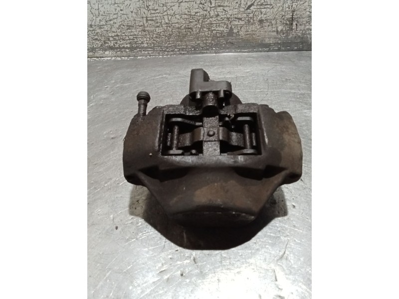 Recambio de pinza freno delantera izquierda para mercedes-benz clase e (w123) berlina+coupe d 200 referencia OEM IAM   76