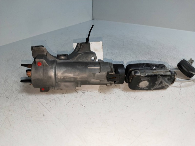 Recambio de conmutador de arranque para skoda superb (3u4) classic referencia OEM IAM 4B0905851A  
