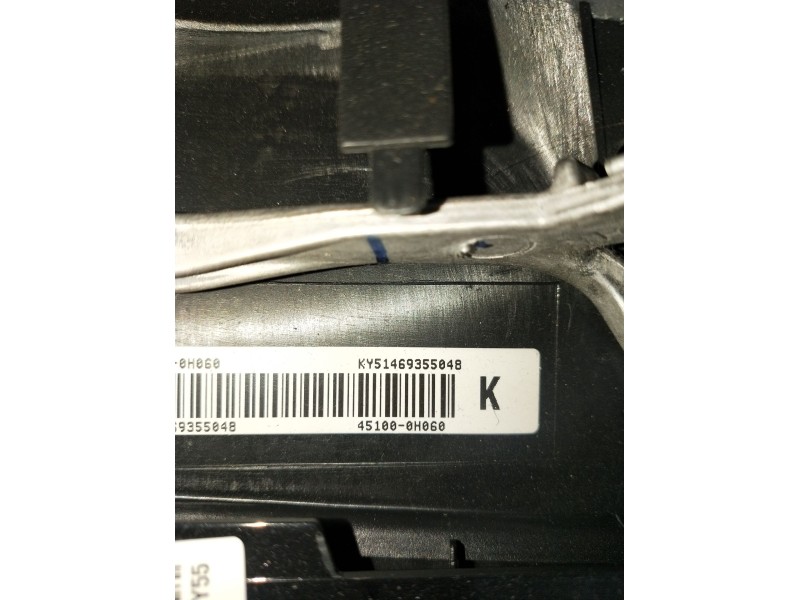 Recambio de volante para toyota aygo (_b4_) 1.0 (kgb40) referencia OEM IAM 451000H060 KY51469355048 2014