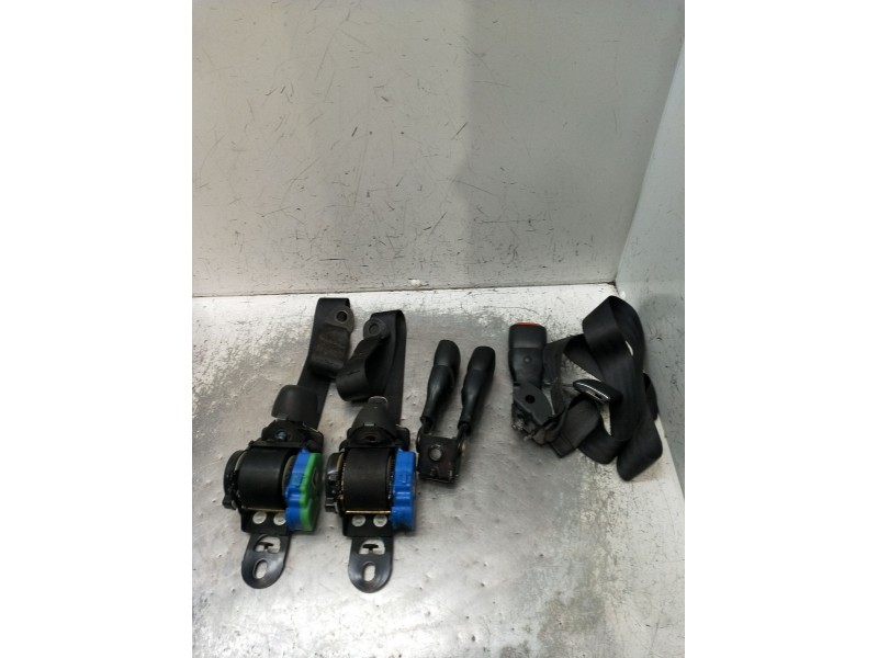 Recambio de juego cinturones trasero para jeep gr.cherokee (wj/wg) 3.1 td cat referencia OEM IAM  5P 1999