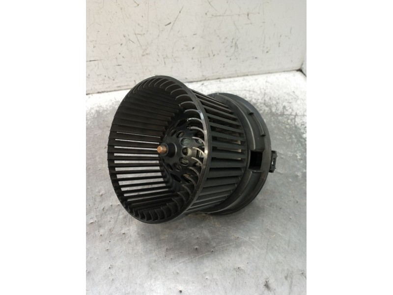 Recambio de motor calefaccion para toyota aygo (_b4_) 1.0 (kgb40) referencia OEM IAM T918262 270515 2014