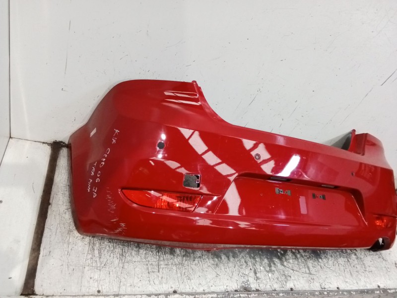 Recambio de paragolpes trasero para kia cee´d referencia OEM IAM   