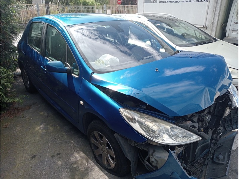 peugeot 307 berlina (s2) del año 2005