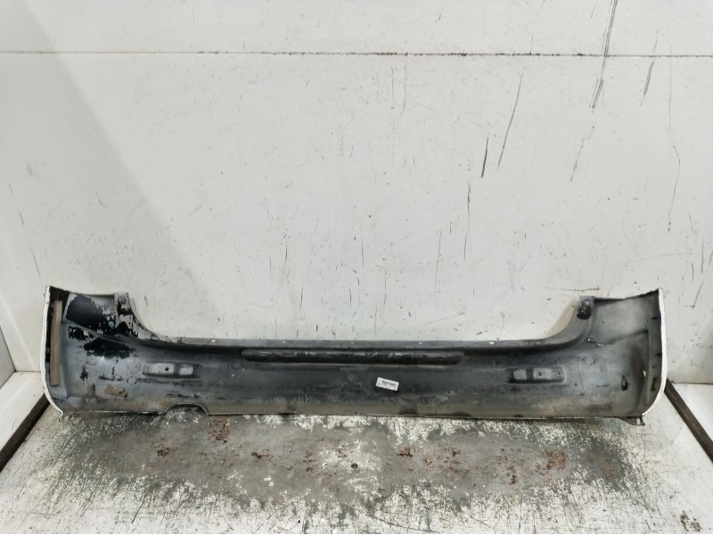 Recambio de paragolpes trasero para hyundai h 1 2.5 turbodiesel referencia OEM IAM   