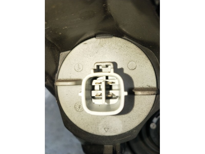 Recambio de faro izquierdo para toyota aygo (_b4_) 1.0 (kgb40) referencia OEM IAM   2014