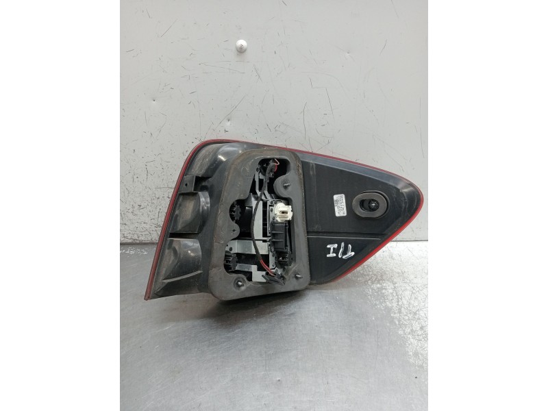 Recambio de piloto trasero izquierdo para mercedes-benz clase m (w164) ml 320 cdi 4-matic (164.122) referencia OEM IAM A16482021