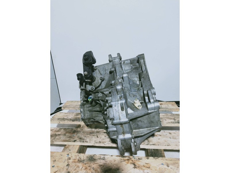 Recambio de caja cambios para chevrolet cruze ls referencia OEM IAM BSW3261 BI 006201 