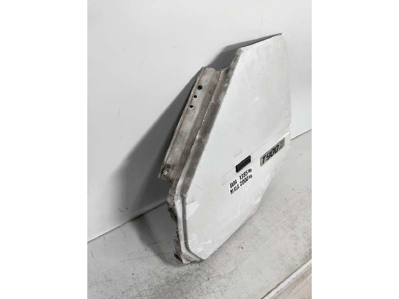 Recambio de aleta delantera izquierda para renault trafic (desde 5.89) referencia OEM IAM   