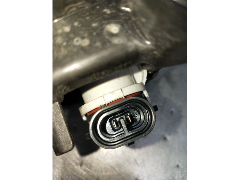 Recambio de faro antiniebla derecho para toyota aygo (_b4_) 1.0 (kgb40) referencia OEM IAM 90068409 8121002110 2014