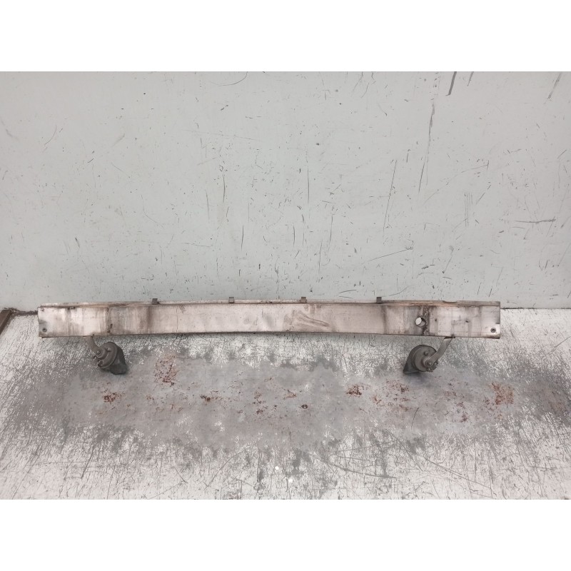 Recambio de refuerzo paragolpes delantero para mercedes-benz clase b sports tourer (w245) b 200 cdi (245.208) referencia OEM IAM