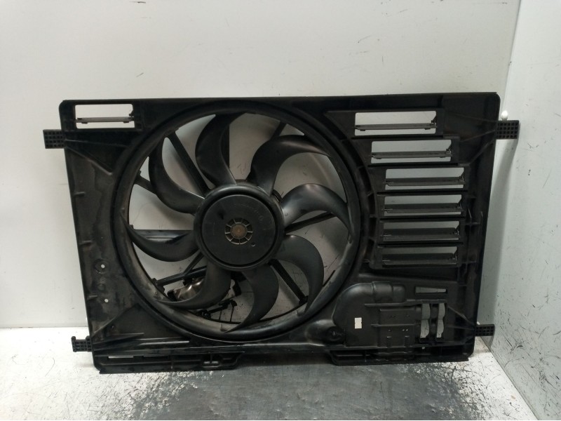 Recambio de electroventilador para ford kuga (cbs) trend referencia OEM IAM 3135104101  2013