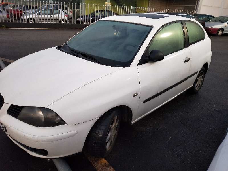 seat ibiza (6l1) del año 2004