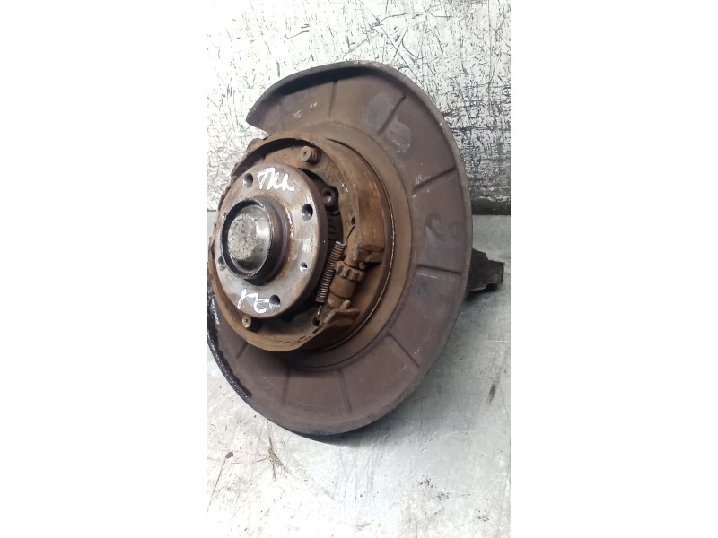 Recambio de mangueta trasera izquierda para peugeot 406 coupé (8c) 2.2 hdi referencia OEM IAM   00