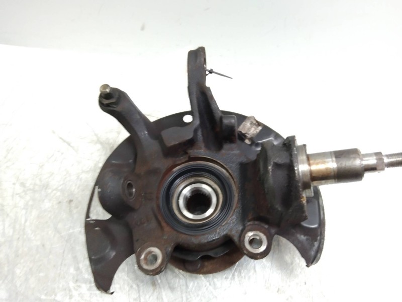 Recambio de mangueta delantera izquierda para nissan primera berl./familiar (p10/w10) 2.0 16v cat referencia OEM IAM   