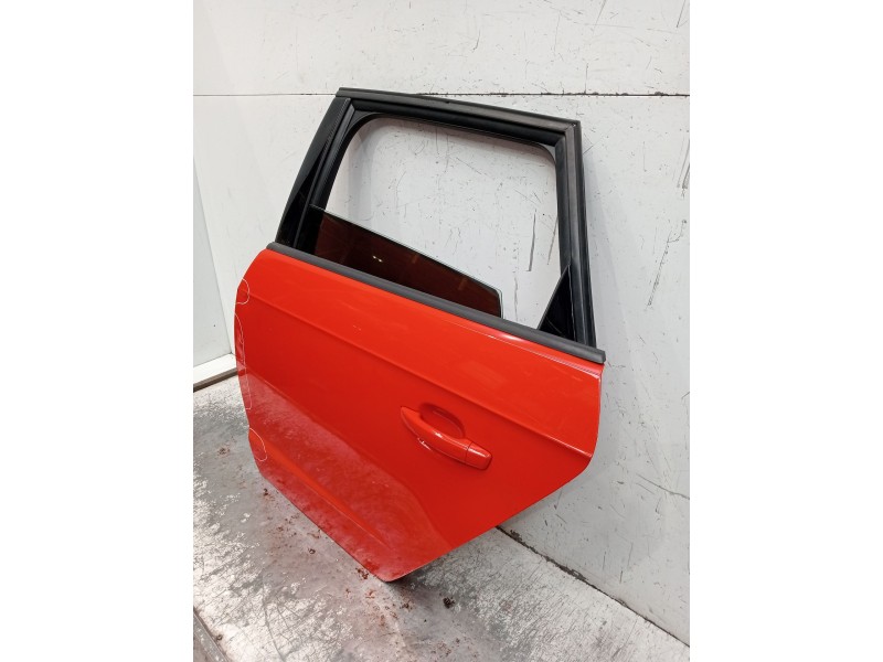 Recambio de puerta trasera izquierda para audi a3 sportback (8va) ambiente referencia OEM IAM  SIN TAPIZADO INTERIOR 