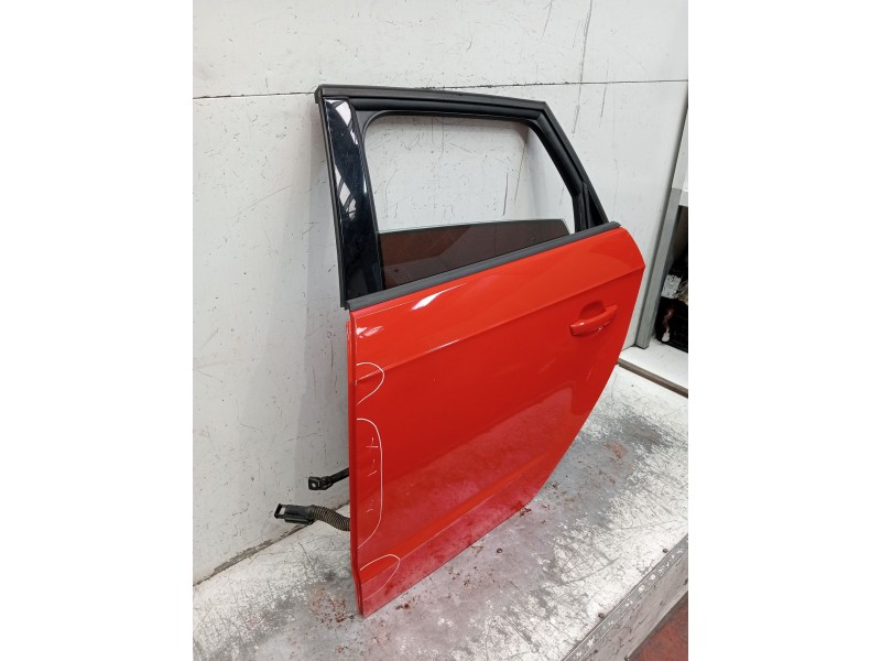 Recambio de puerta trasera izquierda para audi a3 sportback (8va) ambiente referencia OEM IAM  SIN TAPIZADO INTERIOR 