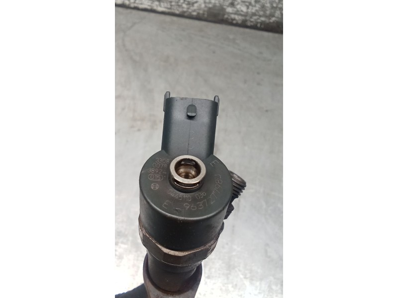 Recambio de inyector para peugeot 406 coupé (8c) 2.2 hdi referencia OEM IAM 044510036 9637277980 BOSCH
