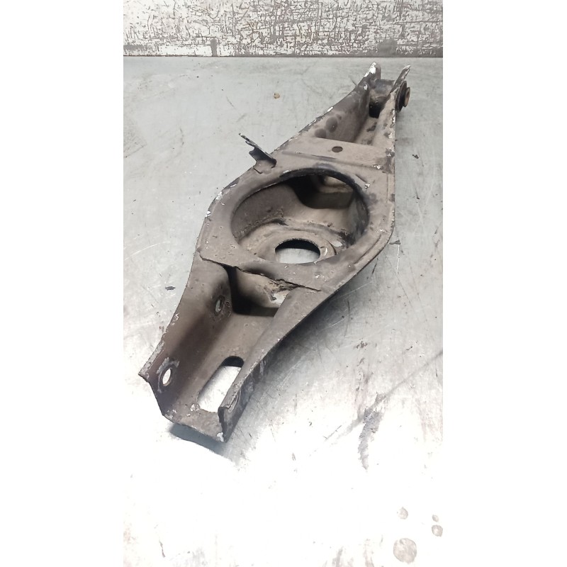 Recambio de brazo suspension inferior trasero derecho para peugeot 406 coupé (8c) 2.2 hdi referencia OEM IAM   00
