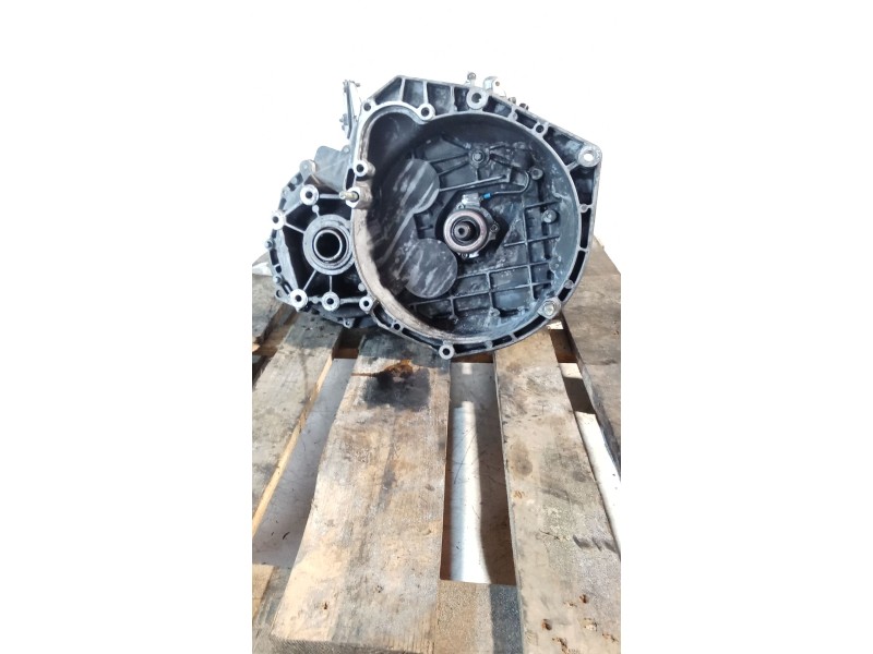 Recambio de caja cambios para alfa romeo spider (177) 2.4 jtd 20v referencia OEM IAM F40 6V 90043443 HE