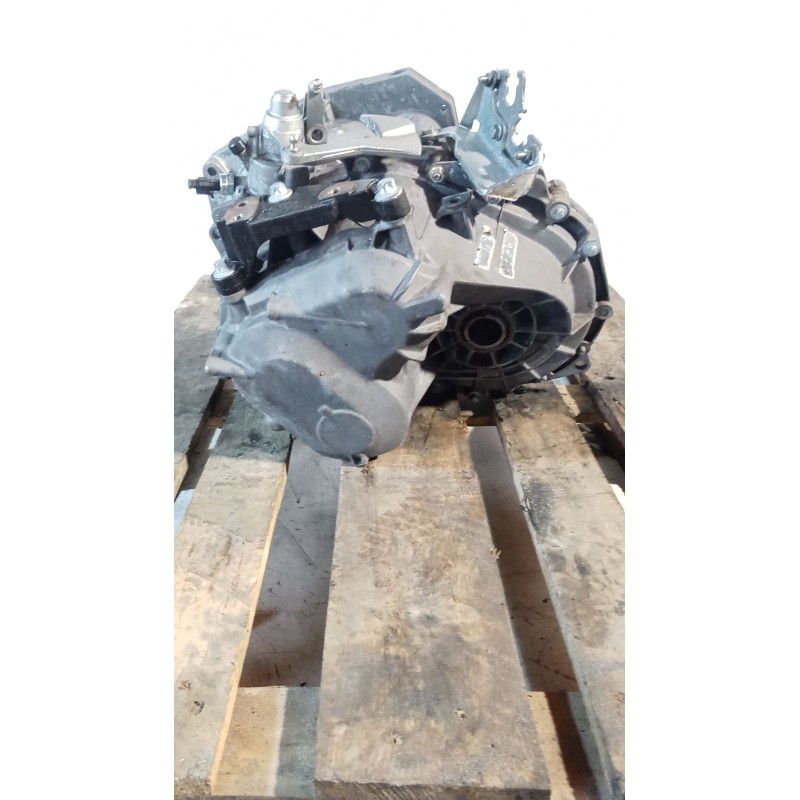 Recambio de caja cambios para alfa romeo spider (177) 2.4 jtd 20v referencia OEM IAM F40 6V 90043443 HE